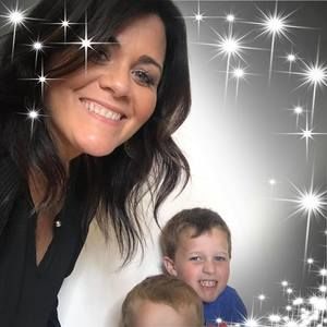 Meet your Posher, Courtney